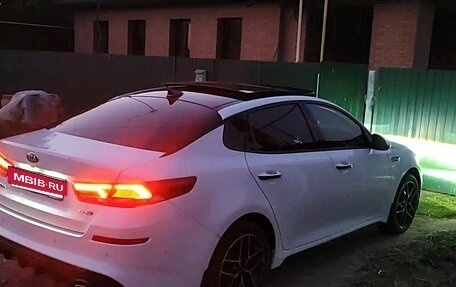 KIA Optima IV, 2019 год, 2 500 000 рублей, 8 фотография