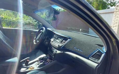Hyundai Tucson III, 2017 год, 1 980 000 рублей, 13 фотография