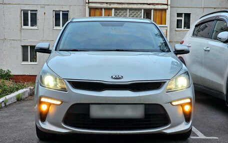KIA Rio IV, 2017 год, 1 500 000 рублей, 2 фотография