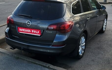 Opel Astra J, 2012 год, 760 000 рублей, 6 фотография