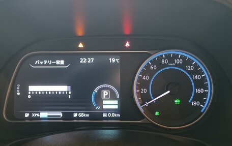 Nissan Leaf II, 2018 год, 1 290 000 рублей, 18 фотография