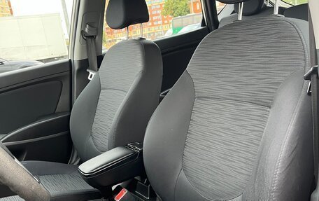 Hyundai Solaris II рестайлинг, 2015 год, 1 350 000 рублей, 11 фотография