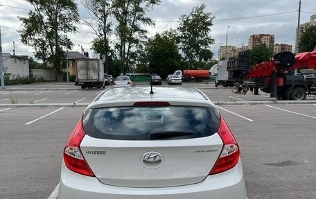 Hyundai Solaris II рестайлинг, 2015 год, 1 350 000 рублей, 4 фотография