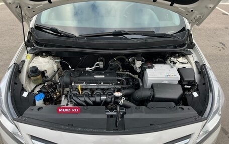 Hyundai Solaris II рестайлинг, 2015 год, 1 350 000 рублей, 16 фотография