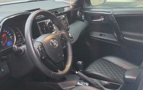 Toyota RAV4, 2013 год, 1 550 000 рублей, 4 фотография