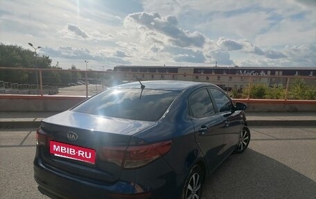 KIA Rio III рестайлинг, 2015 год, 900 000 рублей, 5 фотография