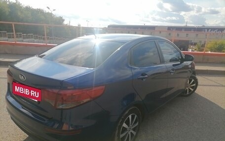 KIA Rio III рестайлинг, 2015 год, 900 000 рублей, 12 фотография