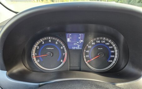 Hyundai Solaris II рестайлинг, 2014 год, 1 260 000 рублей, 8 фотография