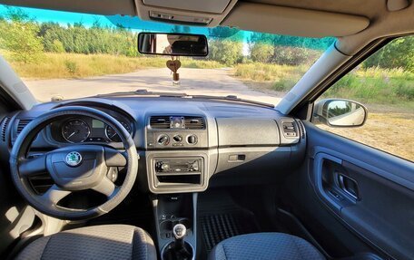 Skoda Fabia II, 2010 год, 480 000 рублей, 3 фотография