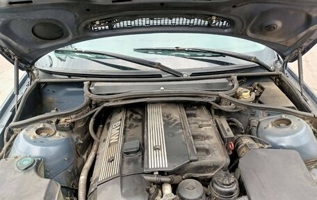 BMW 3 серия, 2002 год, 460 000 рублей, 15 фотография