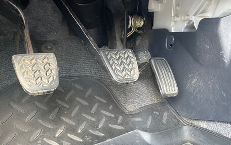 Toyota RAV4, 2004 год, 700 000 рублей, 5 фотография