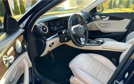 Mercedes-Benz E-Класс, 2016 год, 2 850 000 рублей, 7 фотография
