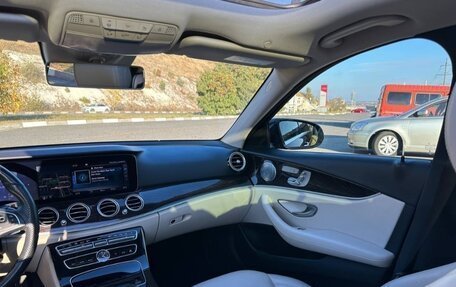 Mercedes-Benz E-Класс, 2016 год, 2 850 000 рублей, 6 фотография