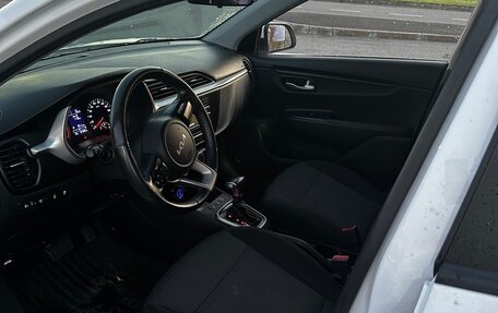 KIA Rio IV, 2022 год, 1 450 000 рублей, 6 фотография