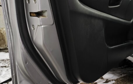 Honda Stream I рестайлинг, 2006 год, 650 000 рублей, 24 фотография