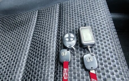 Honda Stream I рестайлинг, 2006 год, 650 000 рублей, 34 фотография