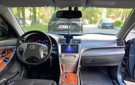 Toyota Camry, 2011 год, 1 450 000 рублей, 4 фотография