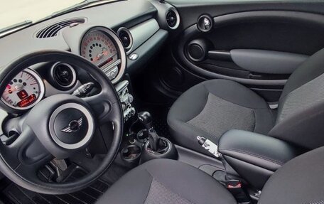 MINI Hatch, 2010 год, 1 100 000 рублей, 11 фотография