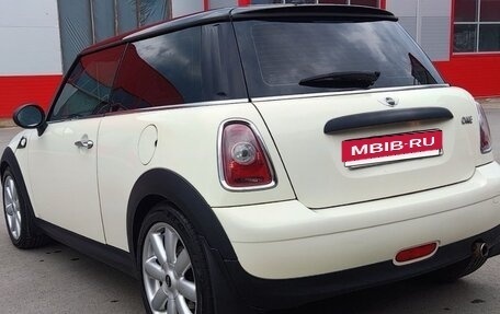 MINI Hatch, 2010 год, 1 100 000 рублей, 7 фотография
