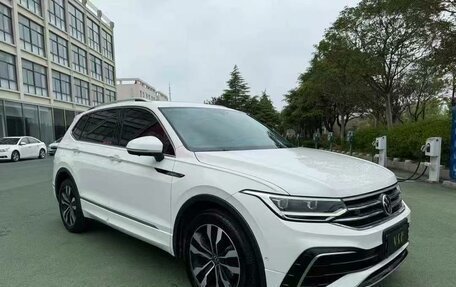 Volkswagen Tiguan II, 2021 год, 3 500 000 рублей, 7 фотография