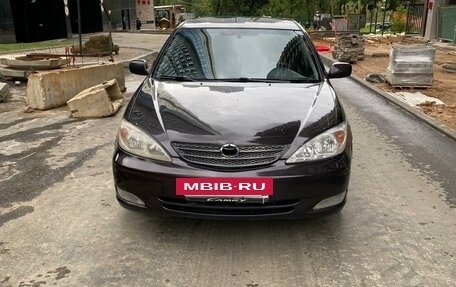 Toyota Camry V40, 2003 год, 590 000 рублей, 3 фотография