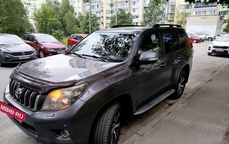 Toyota Land Cruiser Prado 150 рестайлинг 2, 2010 год, 2 150 000 рублей, 3 фотография