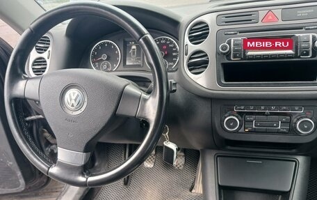 Volkswagen Tiguan I, 2010 год, 713 000 рублей, 4 фотография