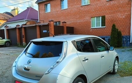 Nissan Leaf I, 2013 год, 500 000 рублей, 3 фотография