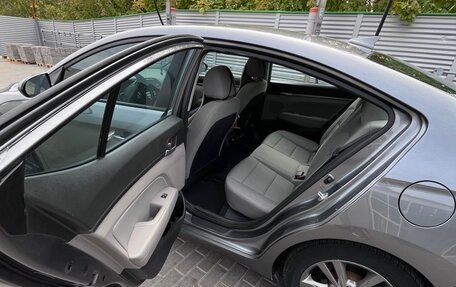 Hyundai Elantra VI рестайлинг, 2017 год, 1 500 000 рублей, 7 фотография