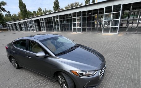Hyundai Elantra VI рестайлинг, 2017 год, 1 500 000 рублей, 14 фотография