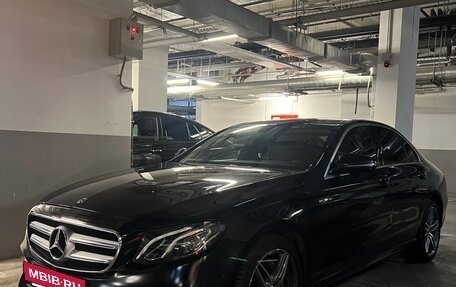 Mercedes-Benz E-Класс, 2019 год, 3 500 000 рублей, 2 фотография