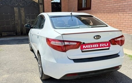 KIA Rio III рестайлинг, 2013 год, 640 000 рублей, 4 фотография
