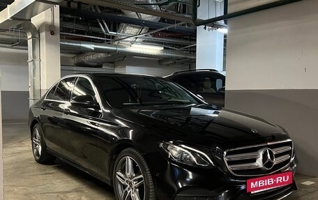 Mercedes-Benz E-Класс, 2019 год, 3 500 000 рублей, 3 фотография
