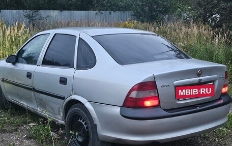 Opel Vectra B рестайлинг, 1998 год, 90 000 рублей, 6 фотография