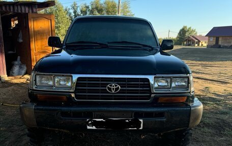 Toyota Land Cruiser 80 рестайлинг, 1996 год, 540 000 рублей, 4 фотография