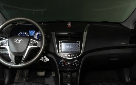 Hyundai Solaris II рестайлинг, 2013 год, 688 000 рублей, 7 фотография