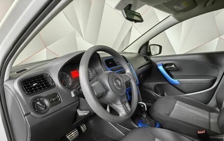 Volkswagen Polo VI (EU Market), 2011 год, 595 000 рублей, 15 фотография