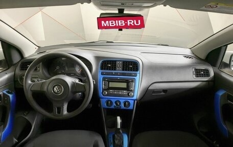 Volkswagen Polo VI (EU Market), 2011 год, 595 000 рублей, 11 фотография