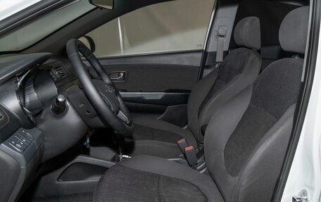 KIA Rio III рестайлинг, 2012 год, 850 000 рублей, 6 фотография