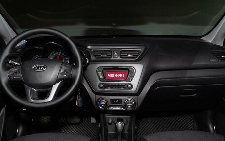 KIA Rio III рестайлинг, 2012 год, 850 000 рублей, 7 фотография