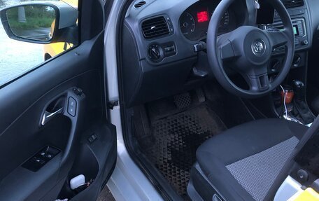 Volkswagen Polo VI (EU Market), 2013 год, 1 050 000 рублей, 4 фотография