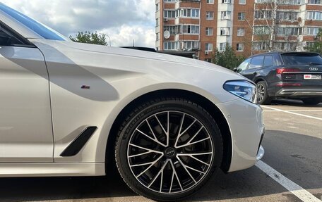 BMW 5 серия, 2019 год, 3 900 000 рублей, 4 фотография