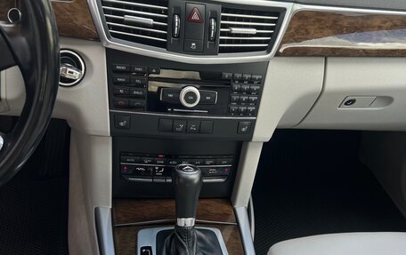Mercedes-Benz E-Класс, 2009 год, 1 395 000 рублей, 24 фотография