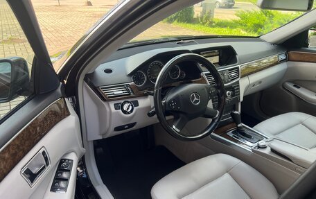 Mercedes-Benz E-Класс, 2009 год, 1 395 000 рублей, 19 фотография