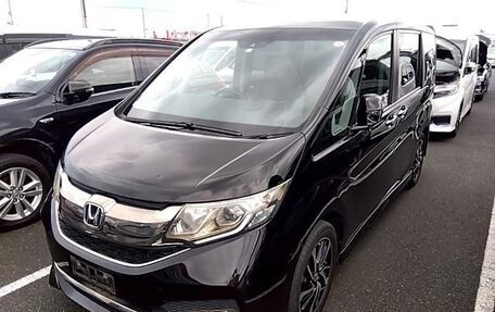 Honda Stepwgn IV, 2015 год, 2 100 000 рублей, 3 фотография