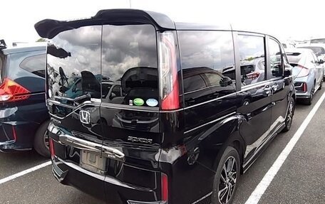 Honda Stepwgn IV, 2015 год, 2 100 000 рублей, 4 фотография