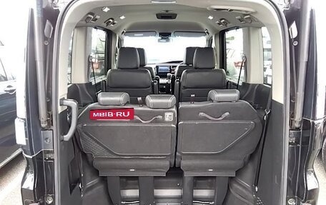 Honda Stepwgn IV, 2015 год, 2 100 000 рублей, 5 фотография
