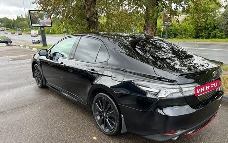 Toyota Camry, 2021 год, 3 700 000 рублей, 8 фотография