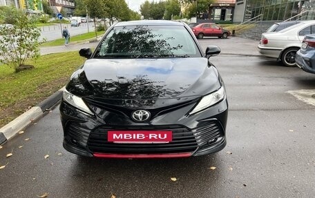 Toyota Camry, 2021 год, 3 700 000 рублей, 4 фотография