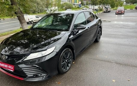 Toyota Camry, 2021 год, 3 700 000 рублей, 3 фотография